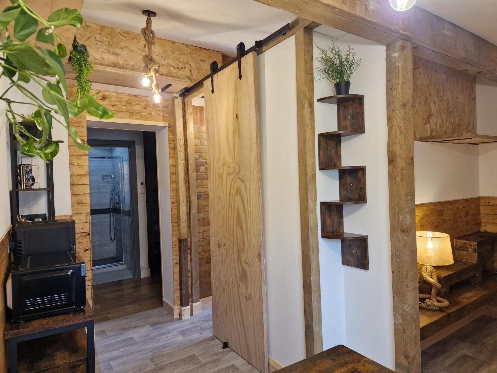 Two-Bedroom Cosy Country Lodge With Private Patio Greenhithe Exterior foto